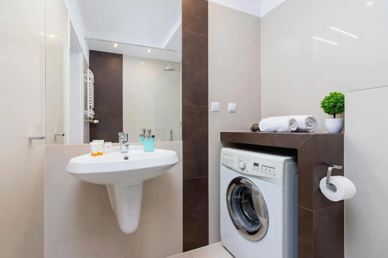 Apartment Lobzowska Cracow By Noclegi Renters Krakow
